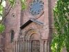 Blick auf die Westseite der Kirche